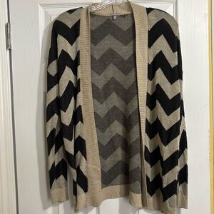 Charlotte Russe black and cream cardigan